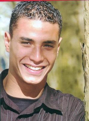 llah  y3amrha  wlida